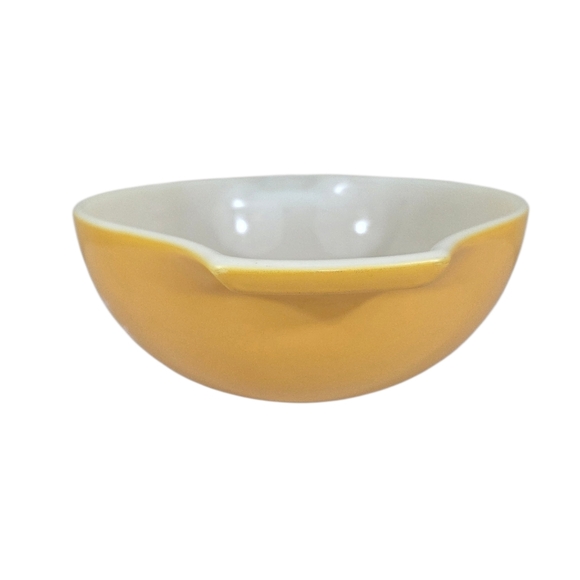 Vintage 1970's Pyrex "Butterfly Gold" Mixing Bowl Yellow Cinderella 443 ~ 2.5 Qu - Picture 7 of 12